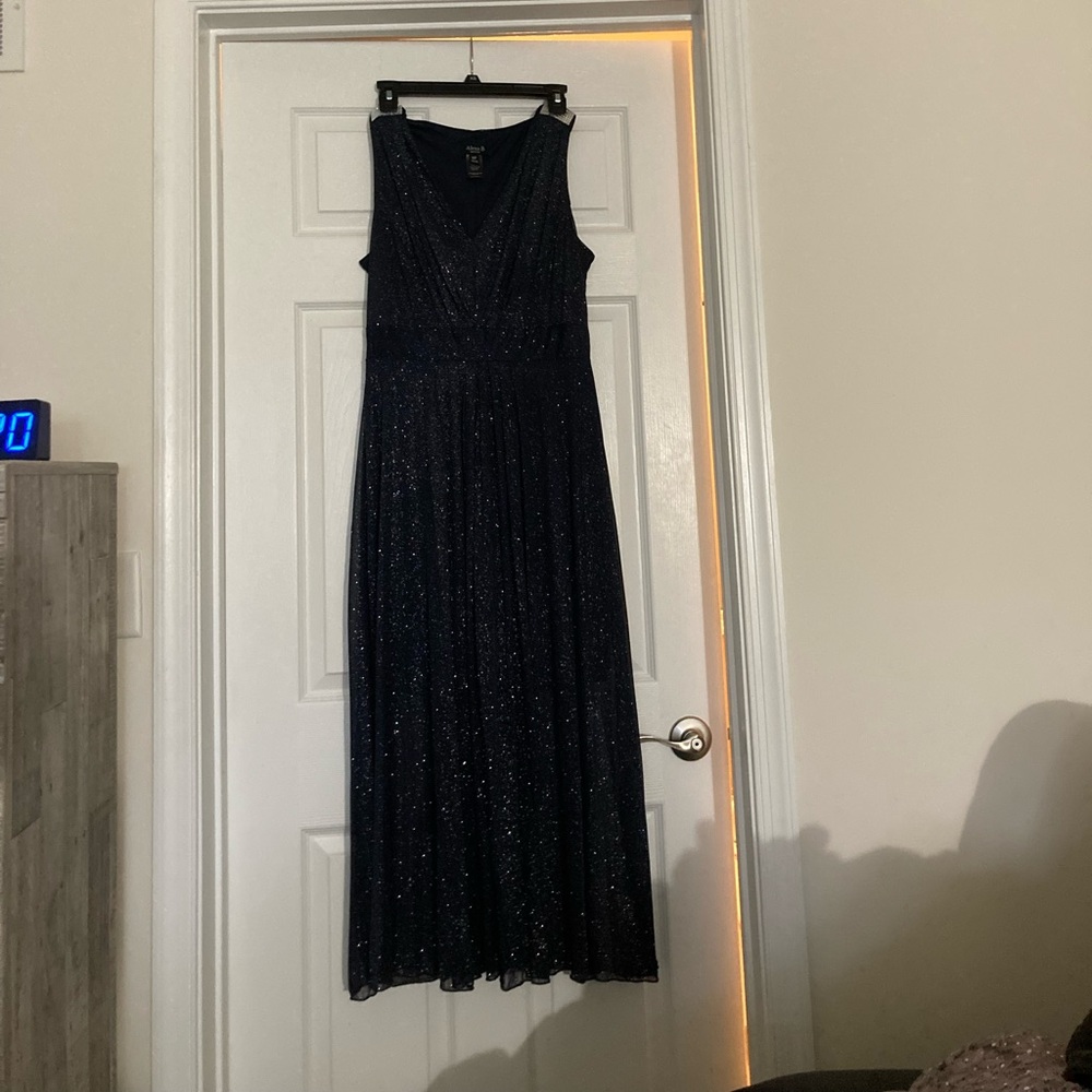 Elegant Navy Blue Sparkle Evening Gown